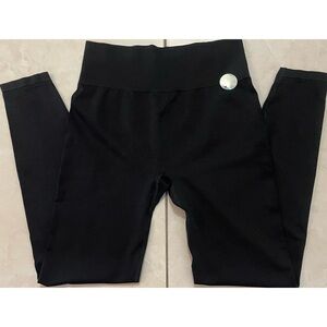 Victoria's Secret Seamless Classic Black Leggings